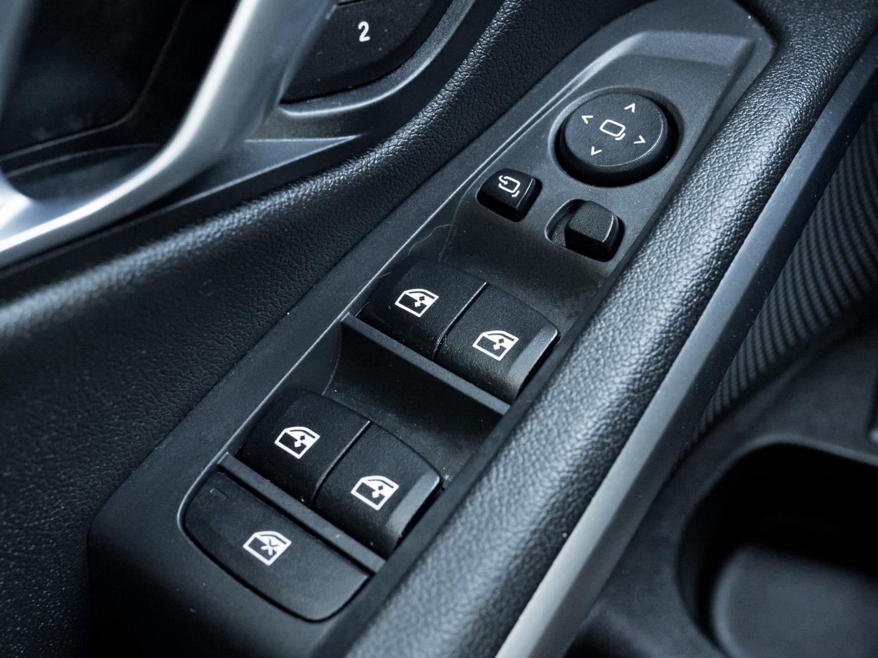 2021 BMW 3 Series BMW 330i xDrive Sedan North America !! No Accident Photo