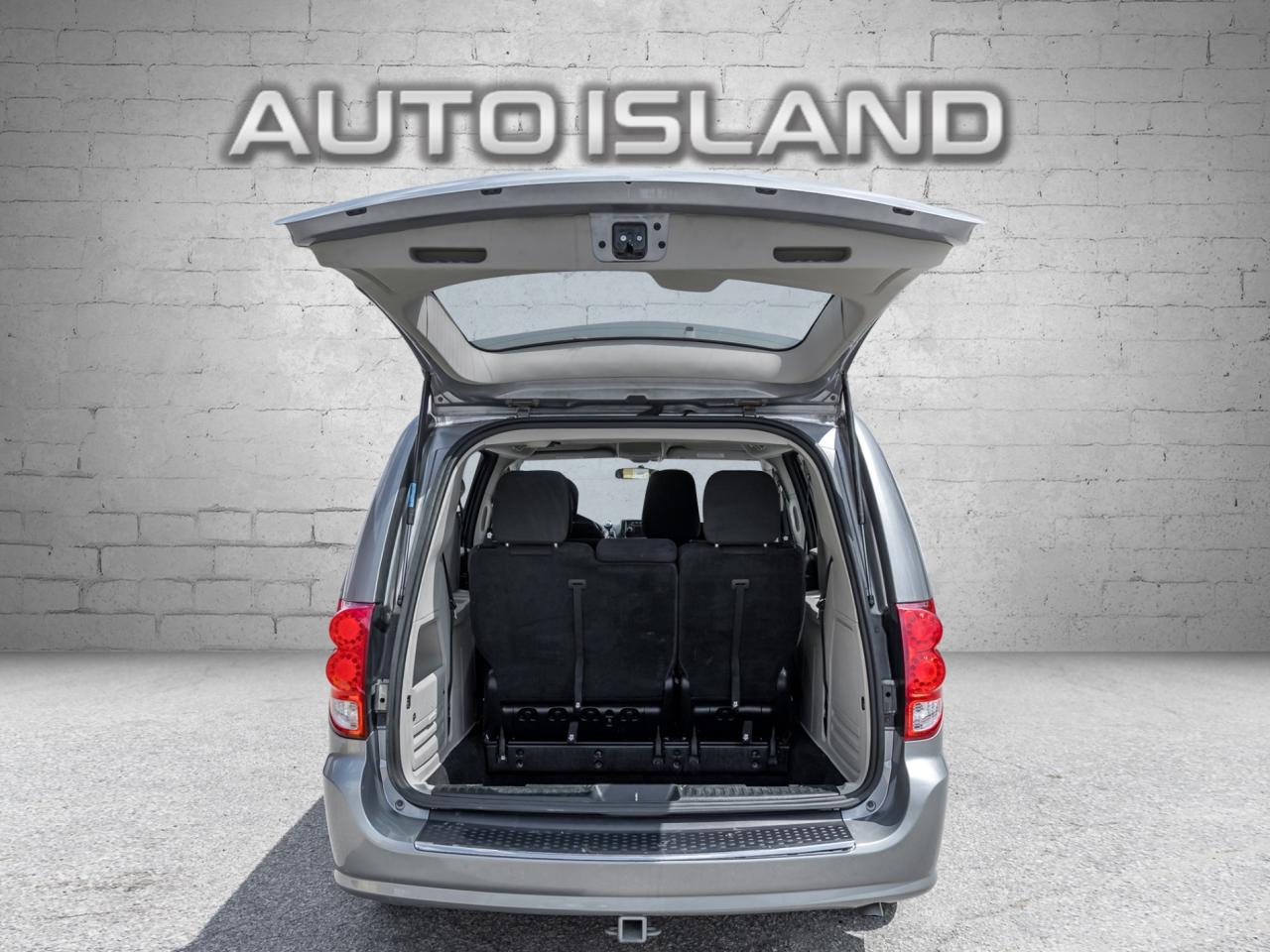 2015 Dodge Grand Caravan CANADA VALUE PACKAGE Photo