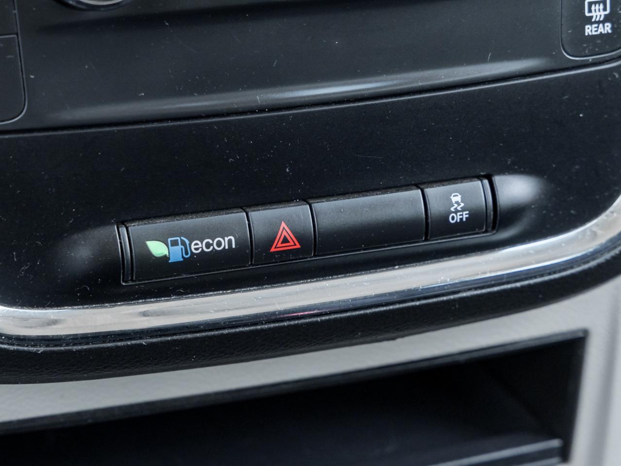 2015 Dodge Grand Caravan CANADA VALUE PACKAGE Photo