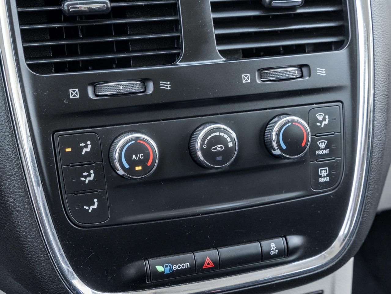 2015 Dodge Grand Caravan CANADA VALUE PACKAGE Photo