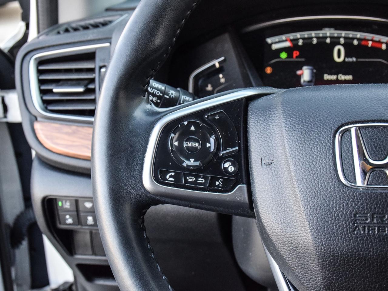 2022 Honda CR-V Touring Photo