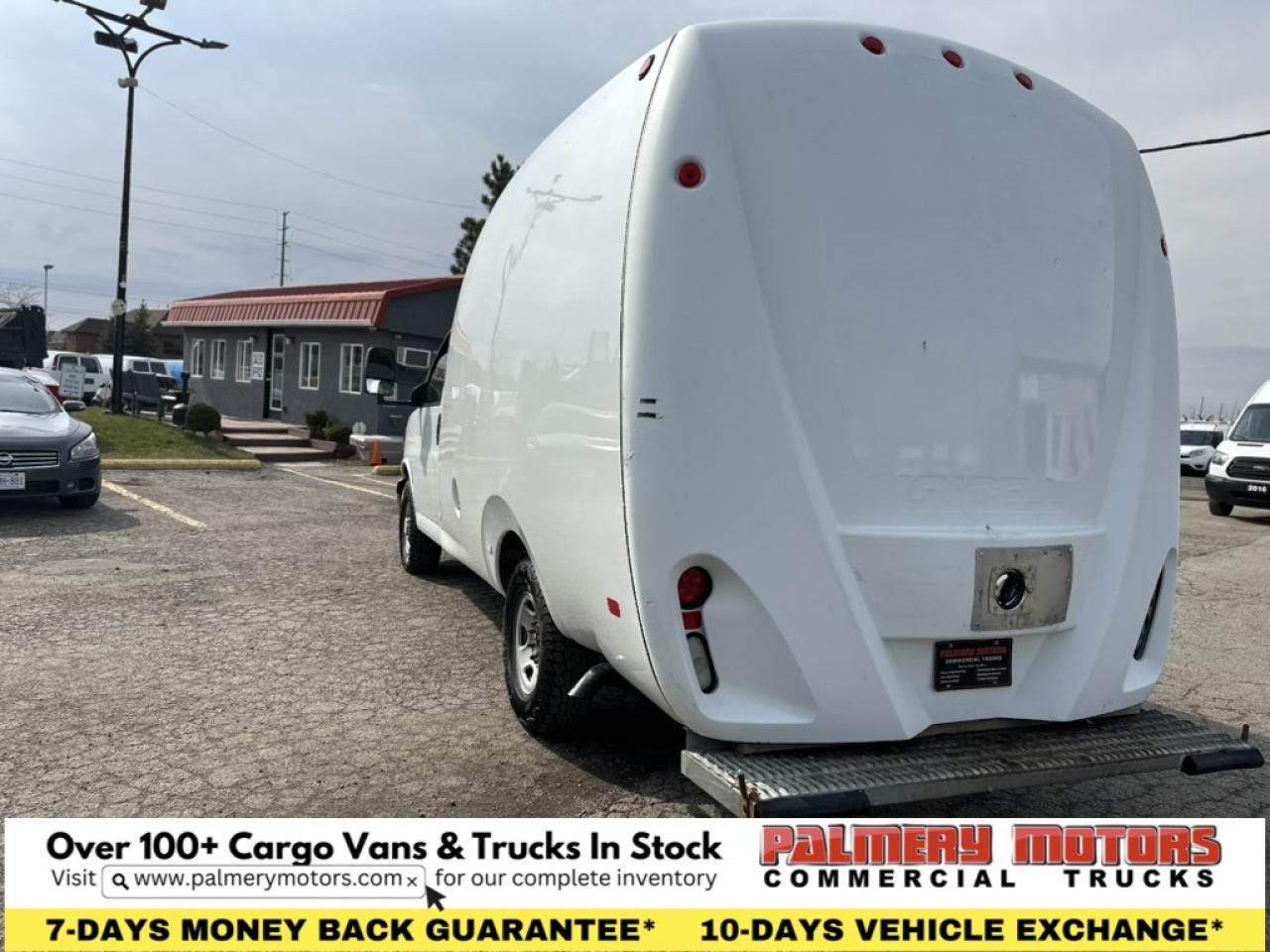 2014 GMC Savana Cargo Van Bubble Van V8 Gas Photo