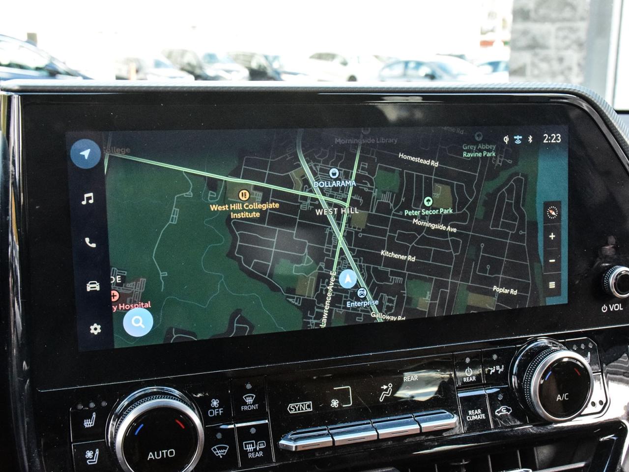 2023 Toyota Highlander LIMITED  Photo