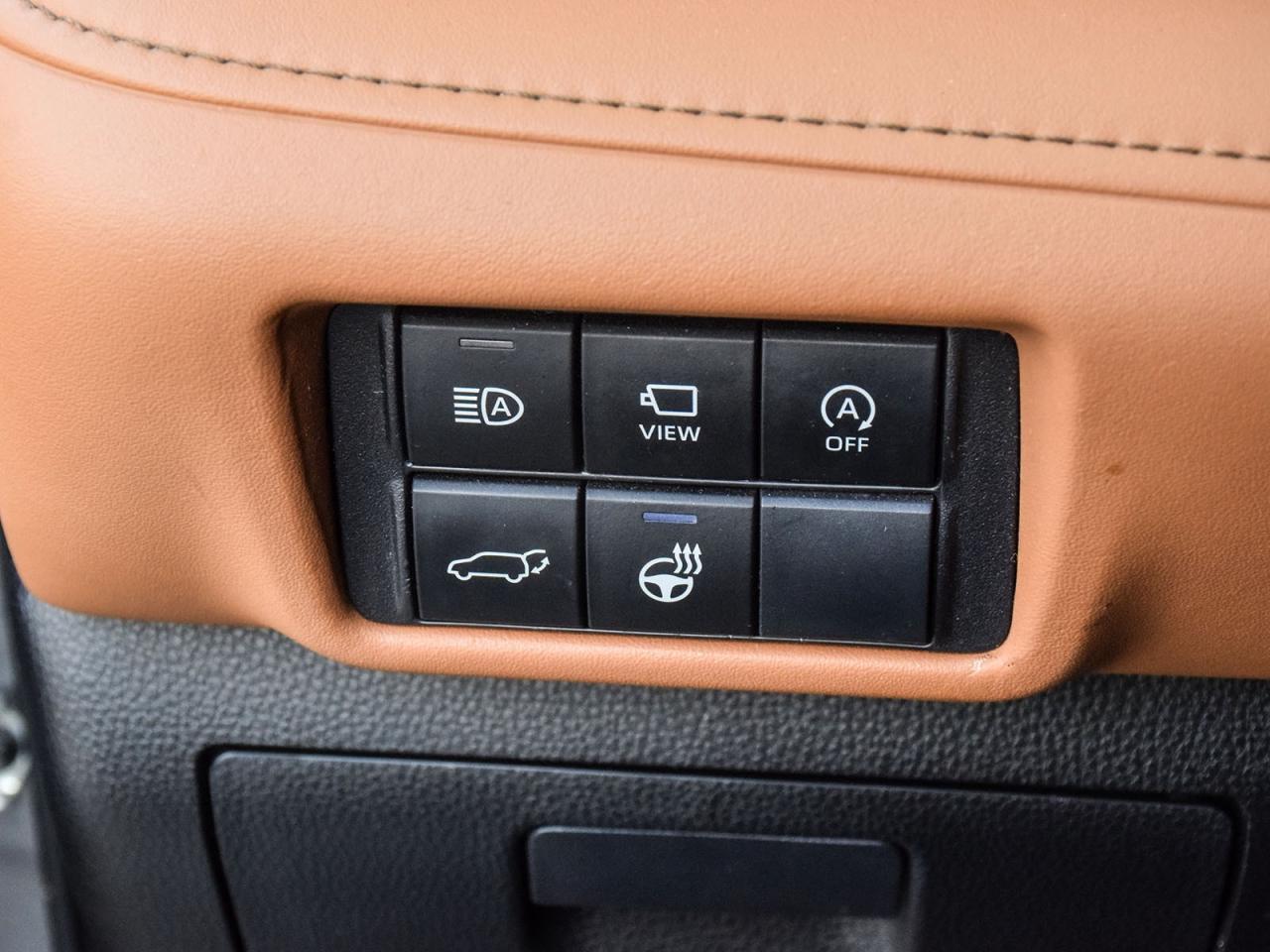 2023 Toyota Highlander LIMITED  Photo