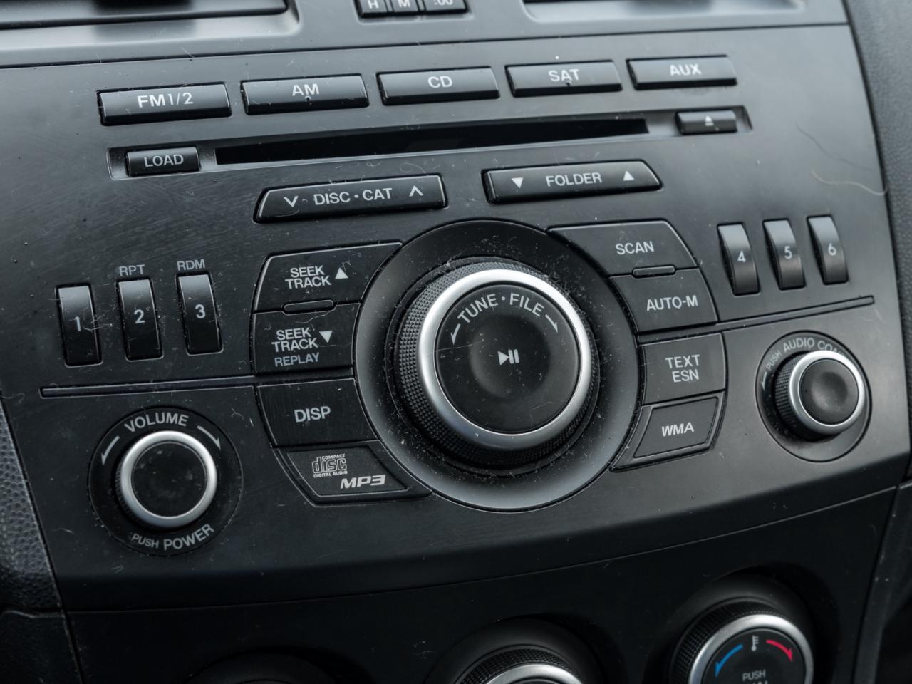 2013 Mazda MAZDA3 HB Sport GS-SKY, NO ACCIDENT, LEATHER, SUNROOF, PO Photo