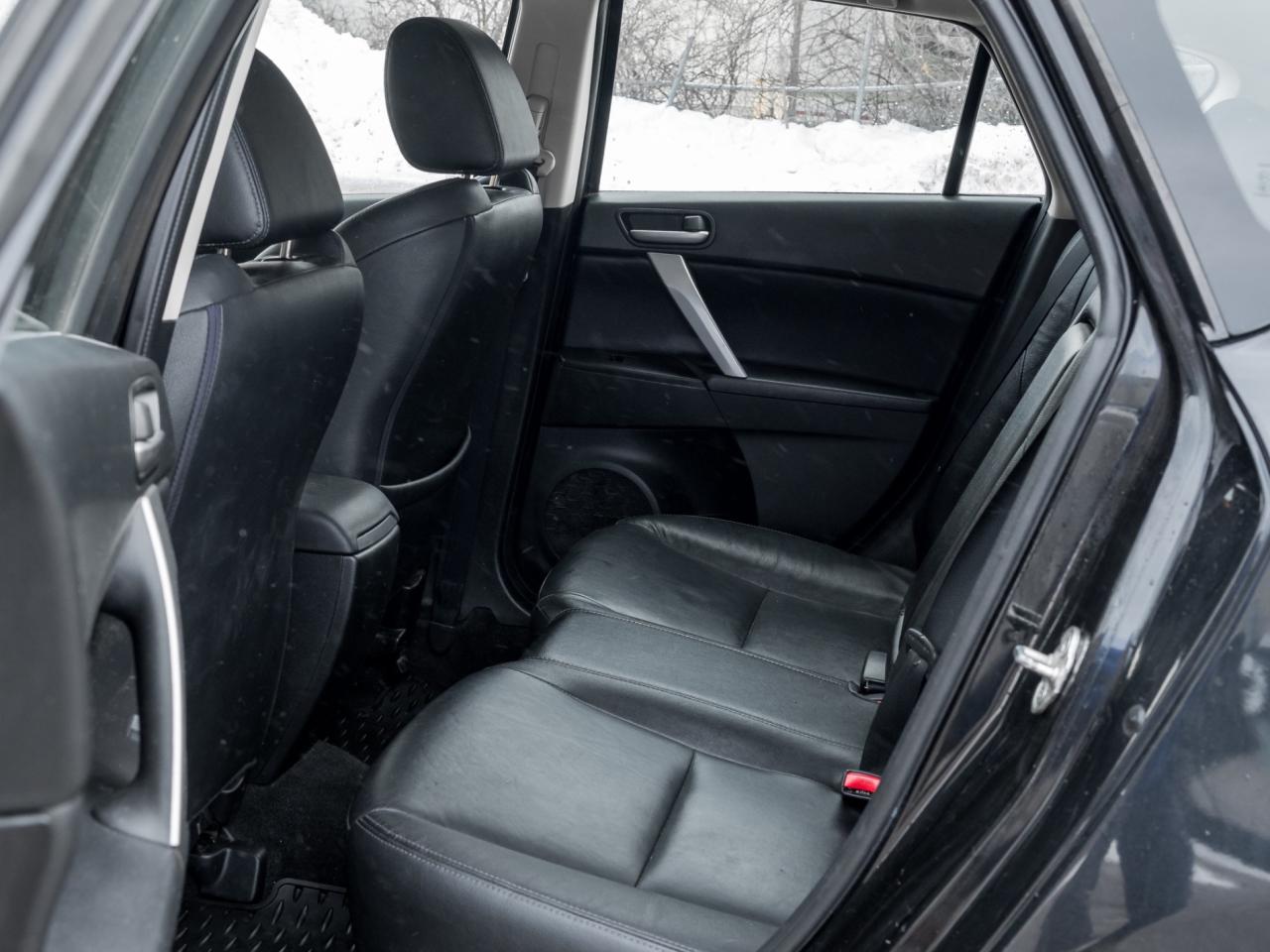 2013 Mazda MAZDA3 HB Sport GS-SKY, NO ACCIDENT, LEATHER, SUNROOF, PO Photo