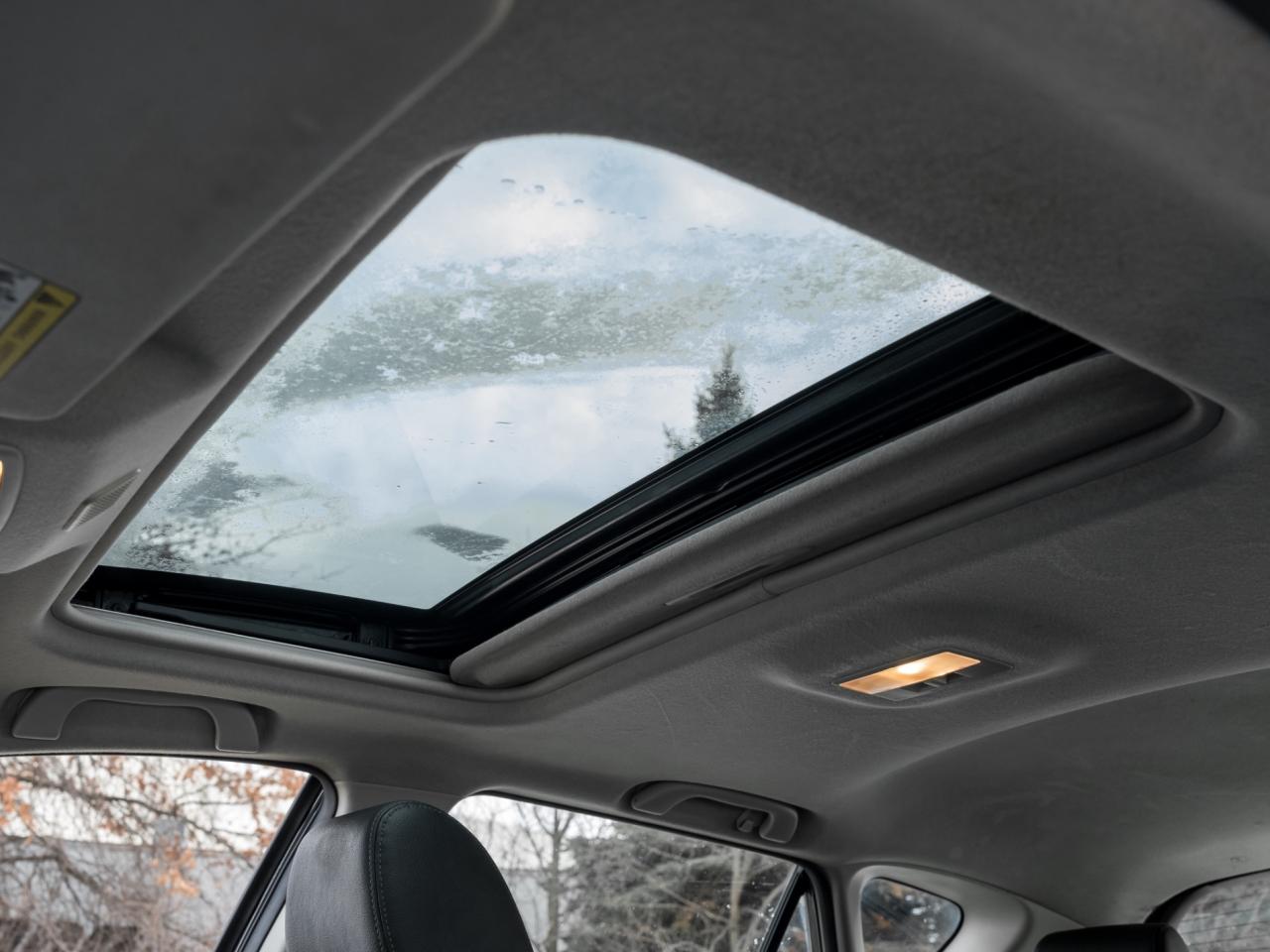 2013 Mazda MAZDA3 HB Sport GS-SKY, NO ACCIDENT, LEATHER, SUNROOF, PO Photo