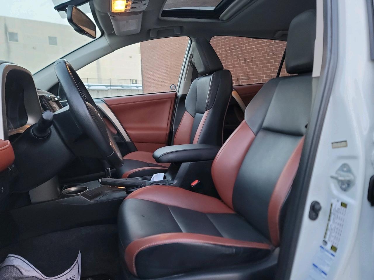 2013 Toyota RAV4 AWD Limited - Navi-Sunroof-Leather-Rearview Camera Photo