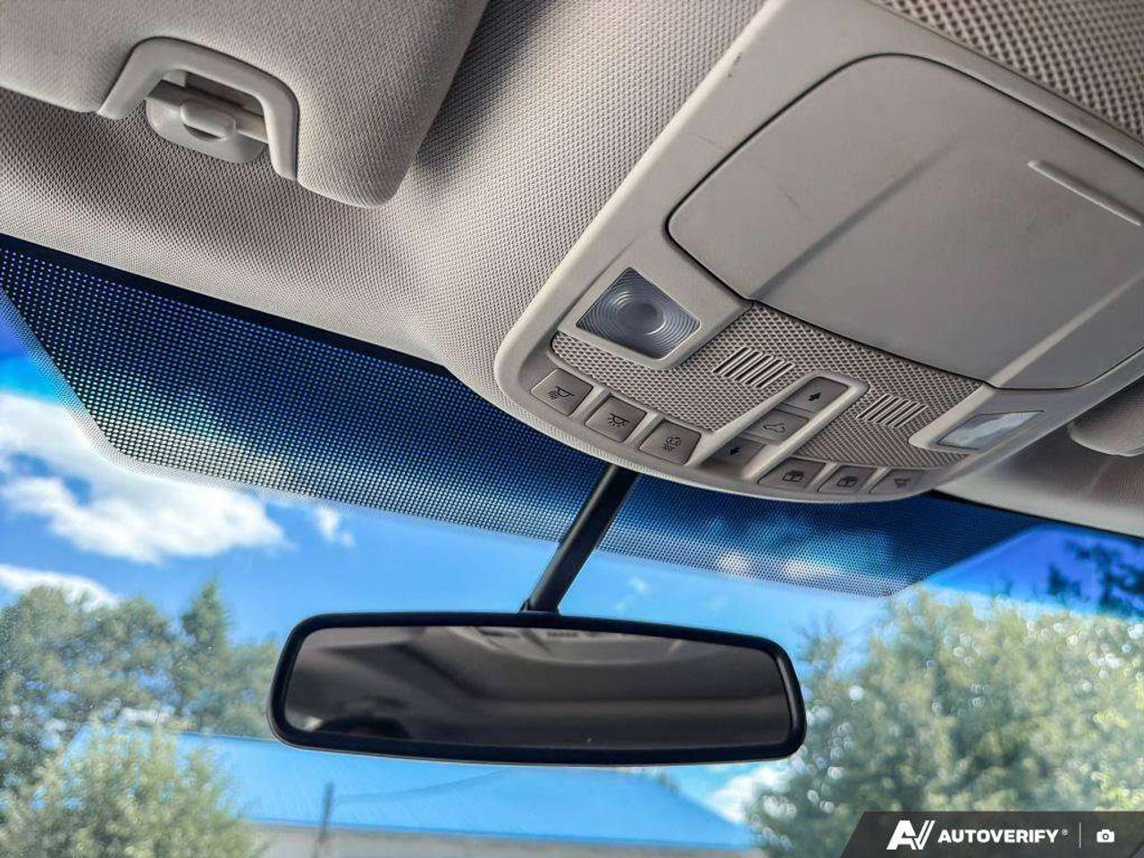 2016 Ford Edge SELCERTIFIED AS-TRADED, ONE-OWNER, NAV, BACKUP CAM, HEATED SEATS Photo