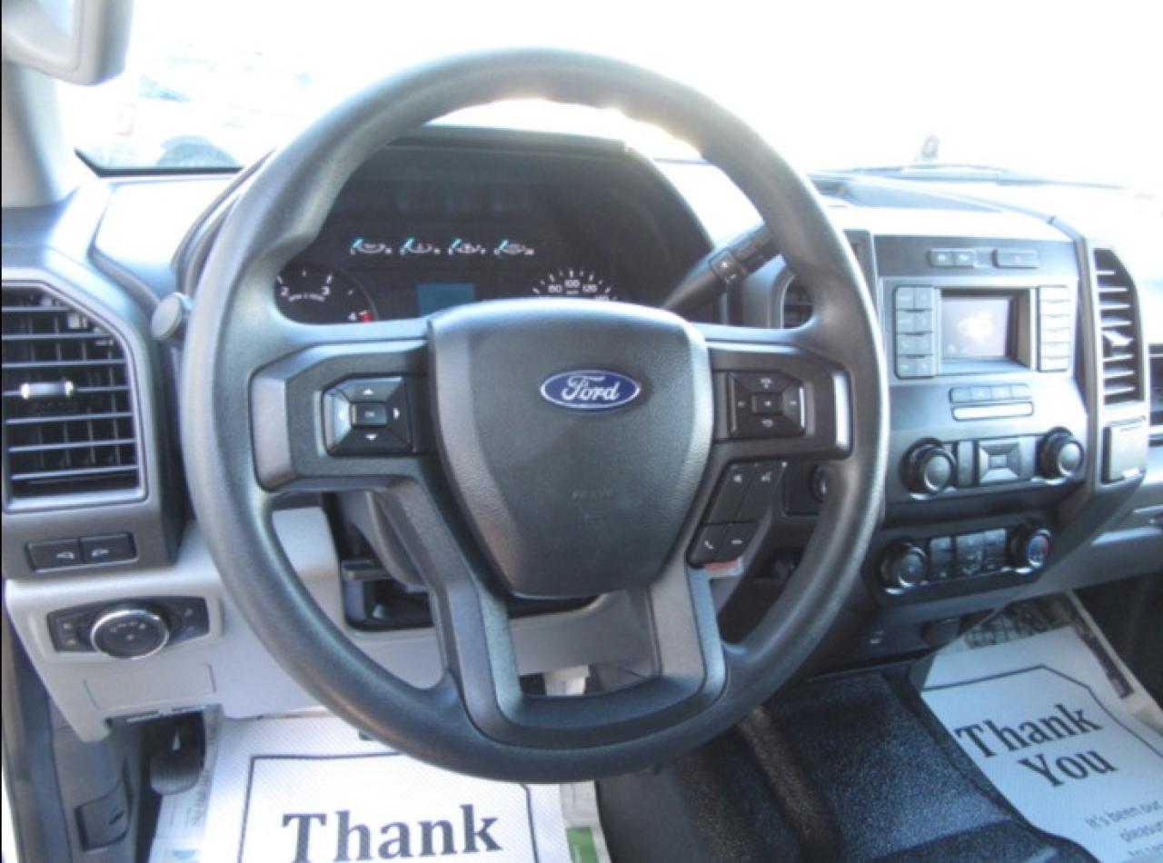 2022 Ford F-550 4X4 CREW CAB DIESEL WITH 12FT STEEL DUMP BOX Photo