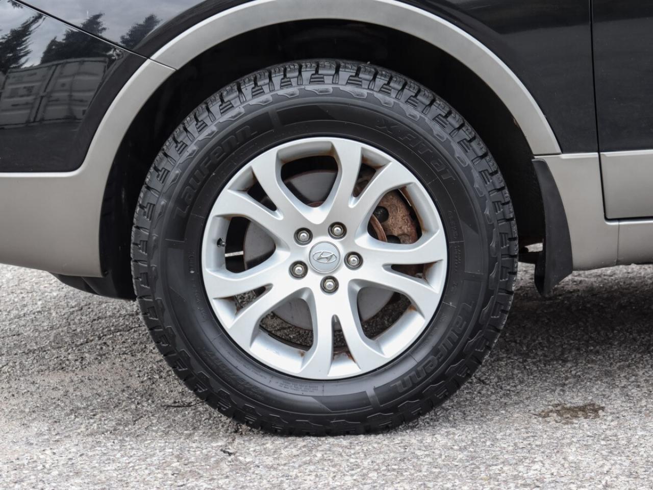 2012 Hyundai Veracruz GL 7 pass, Sunroof Photo