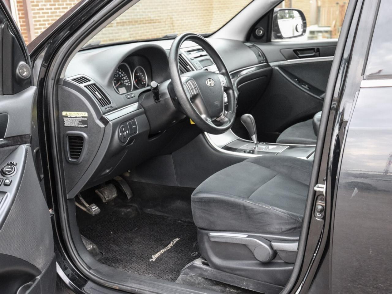 2012 Hyundai Veracruz GL 7 pass, Sunroof Photo