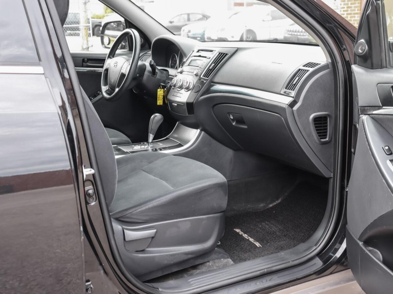2012 Hyundai Veracruz GL 7 pass, Sunroof Photo