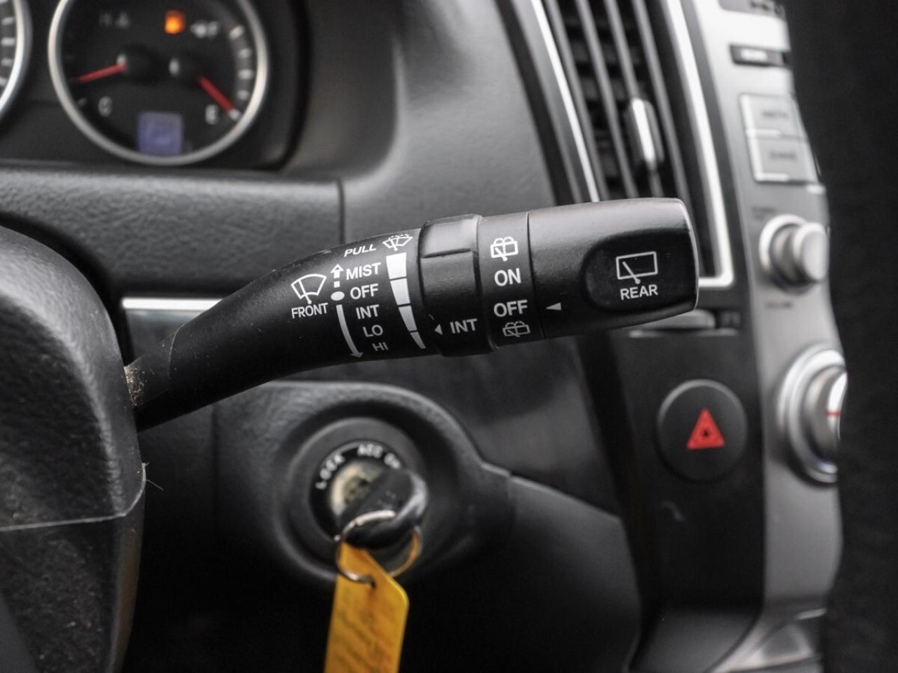 2012 Hyundai Veracruz GL 7 pass, Sunroof Photo