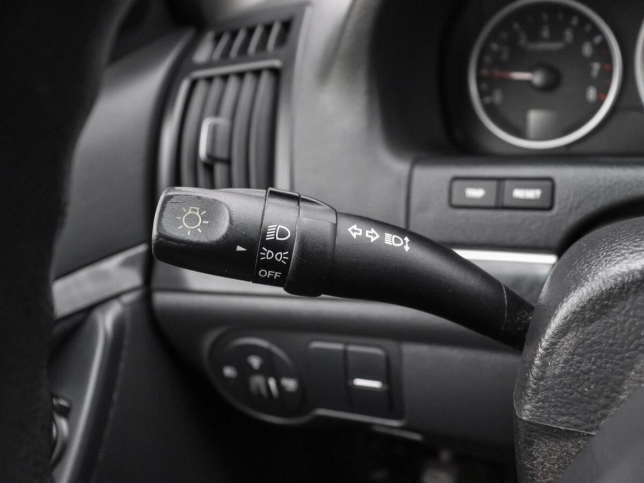 2012 Hyundai Veracruz GL 7 pass, Sunroof Photo