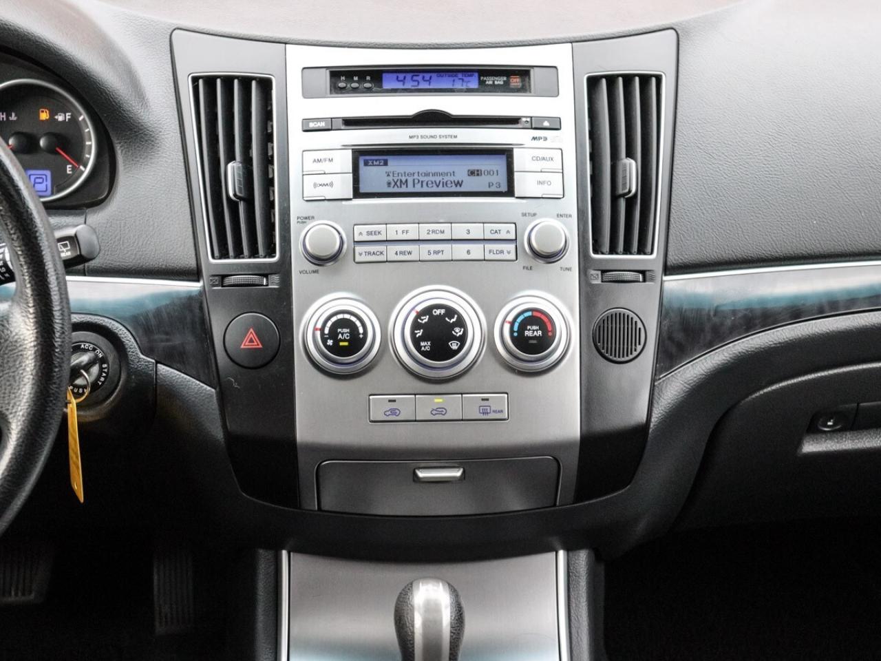 2012 Hyundai Veracruz GL 7 pass, Sunroof Photo