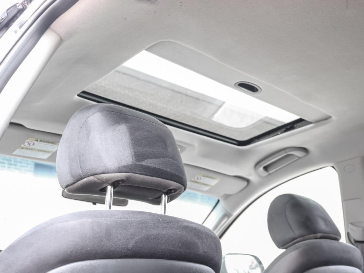 2012 Hyundai Veracruz GL 7 pass, Sunroof Photo