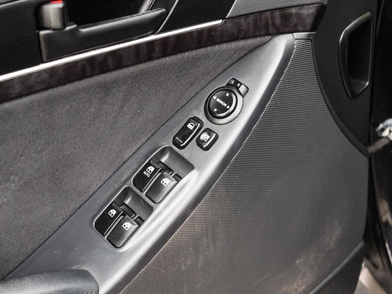 2012 Hyundai Veracruz GL 7 pass, Sunroof Photo