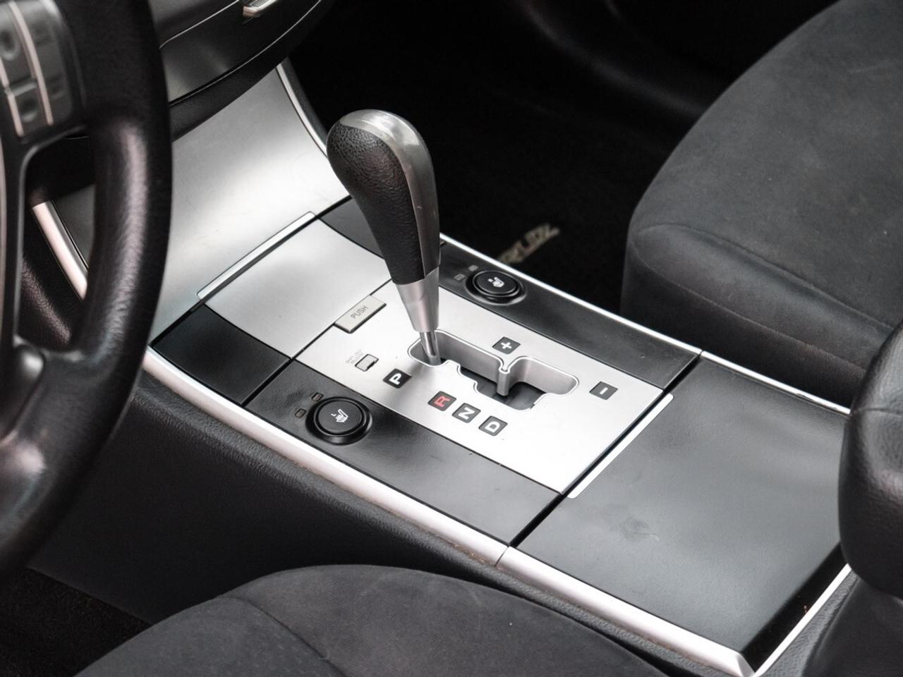 2012 Hyundai Veracruz GL 7 pass, Sunroof Photo