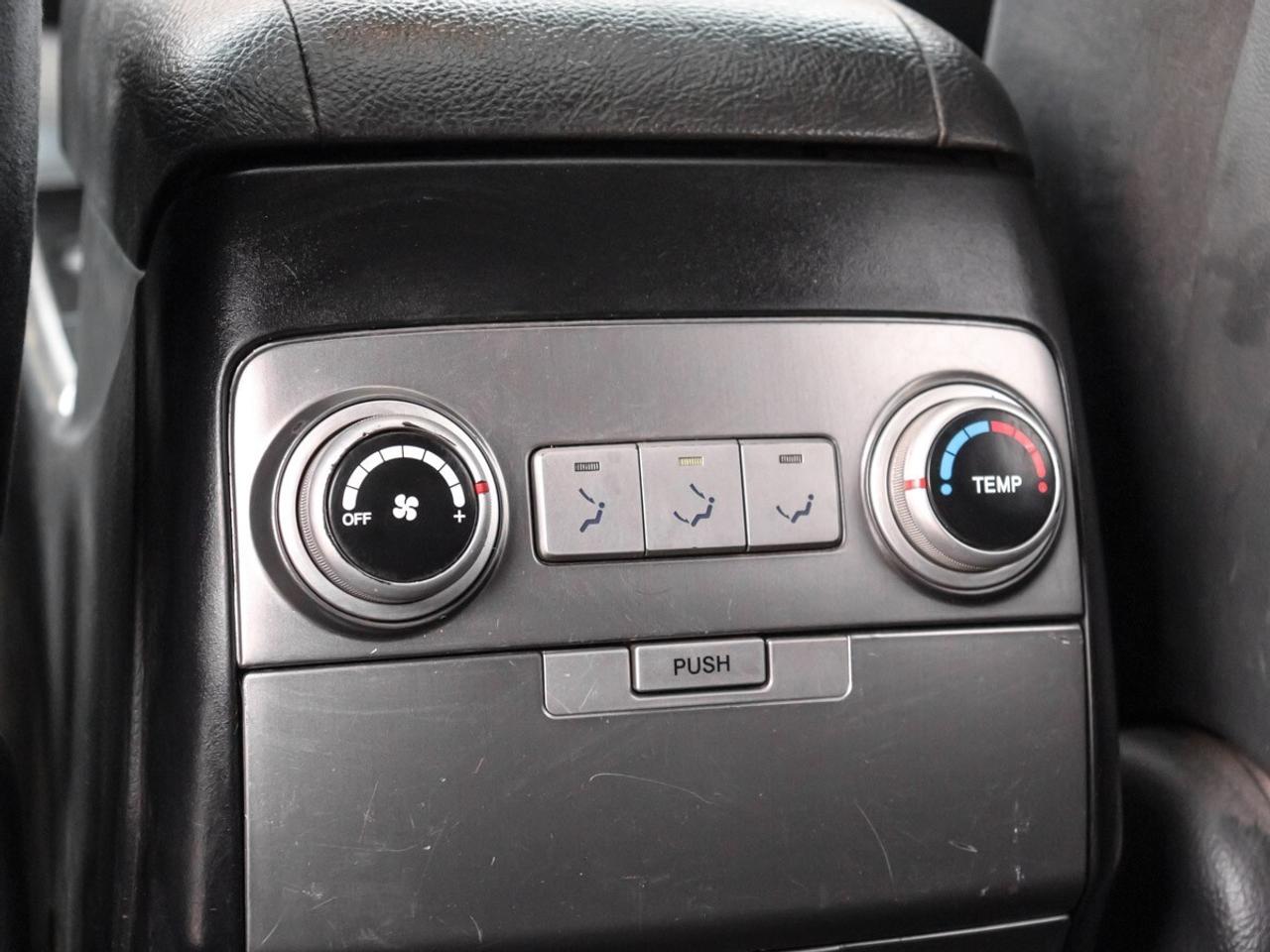 2012 Hyundai Veracruz GL 7 pass, Sunroof Photo