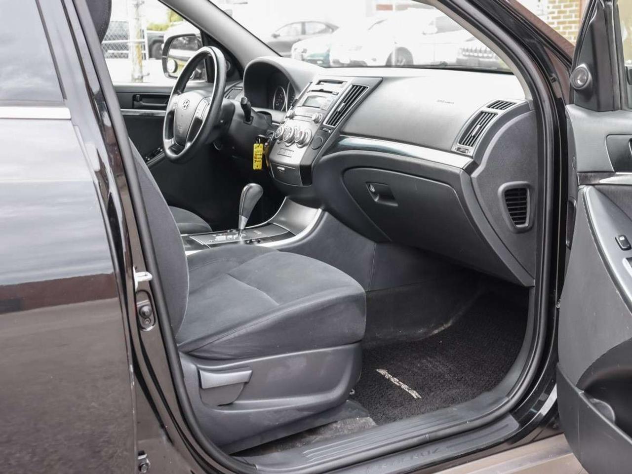 2012 Hyundai Veracruz GL 7 pass, Sunroof Photo