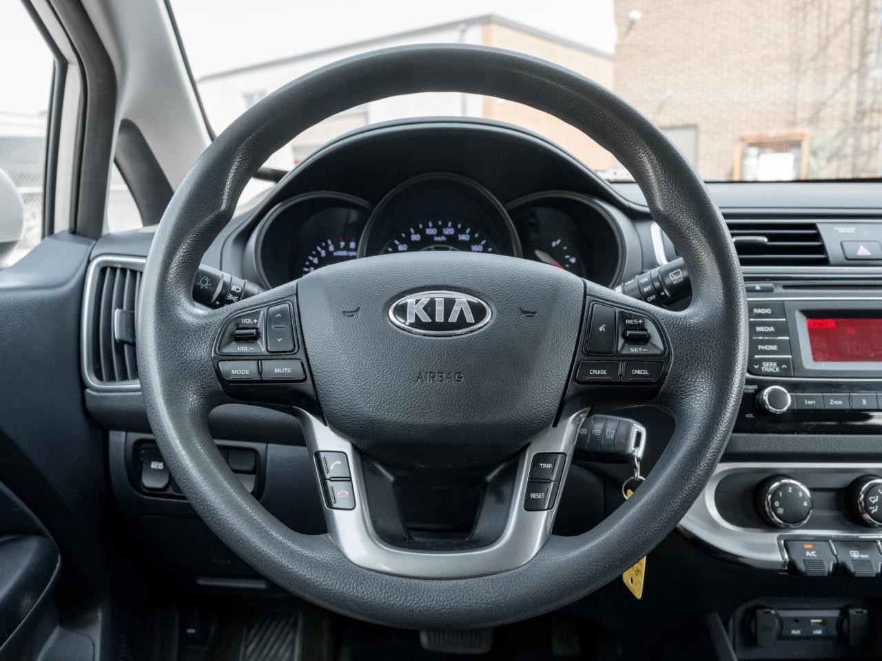 2016 Kia Rio HB Auto EX Photo