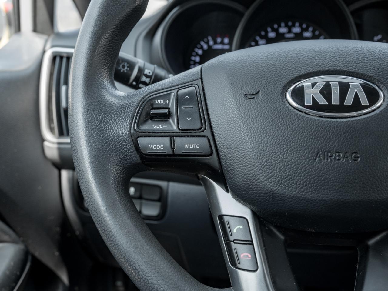 2016 Kia Rio HB Auto EX Photo