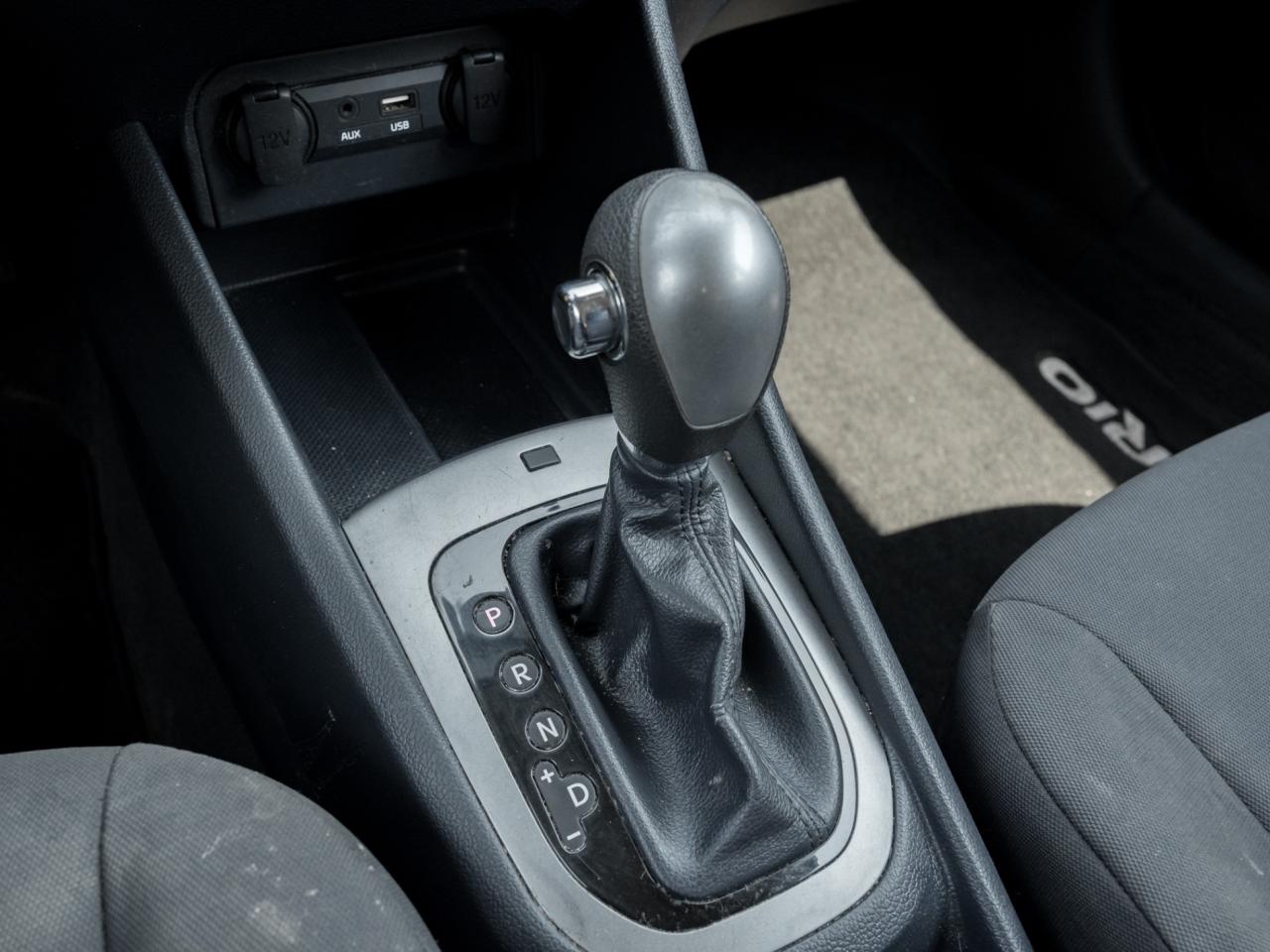 2016 Kia Rio HB Auto EX Photo