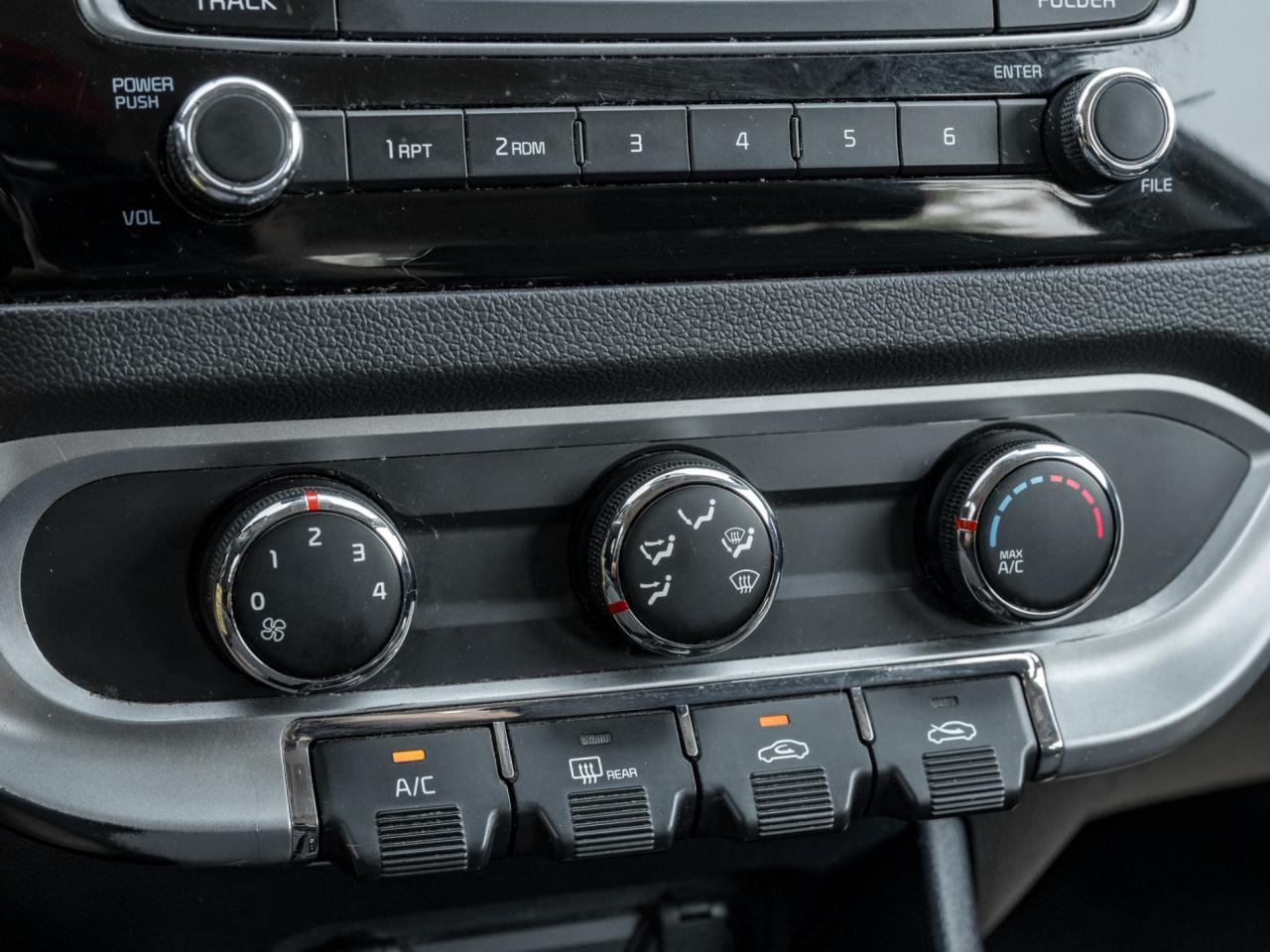 2016 Kia Rio HB Auto EX Photo