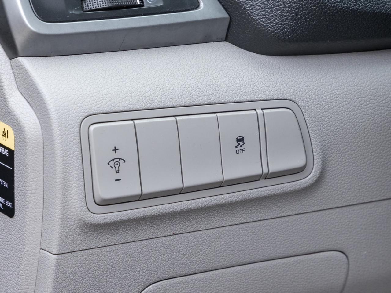 2017 Hyundai Tucson 2.0 AWD -Heated Seats-Rear Cam-Bluetooth-Cruise-Ke Photo