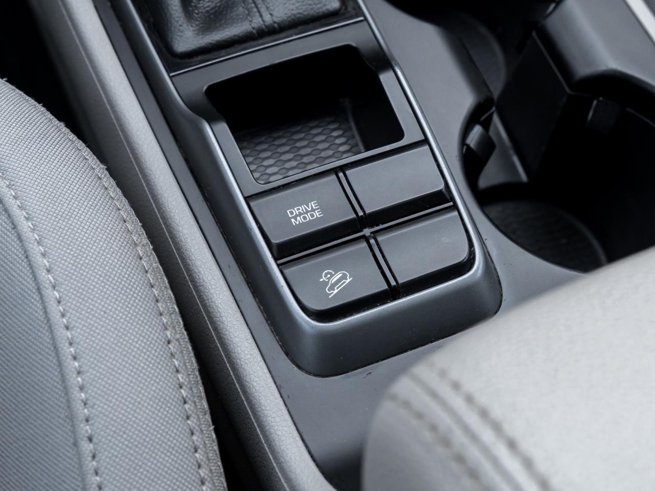 2017 Hyundai Tucson FWD 4DR 2.0L Photo