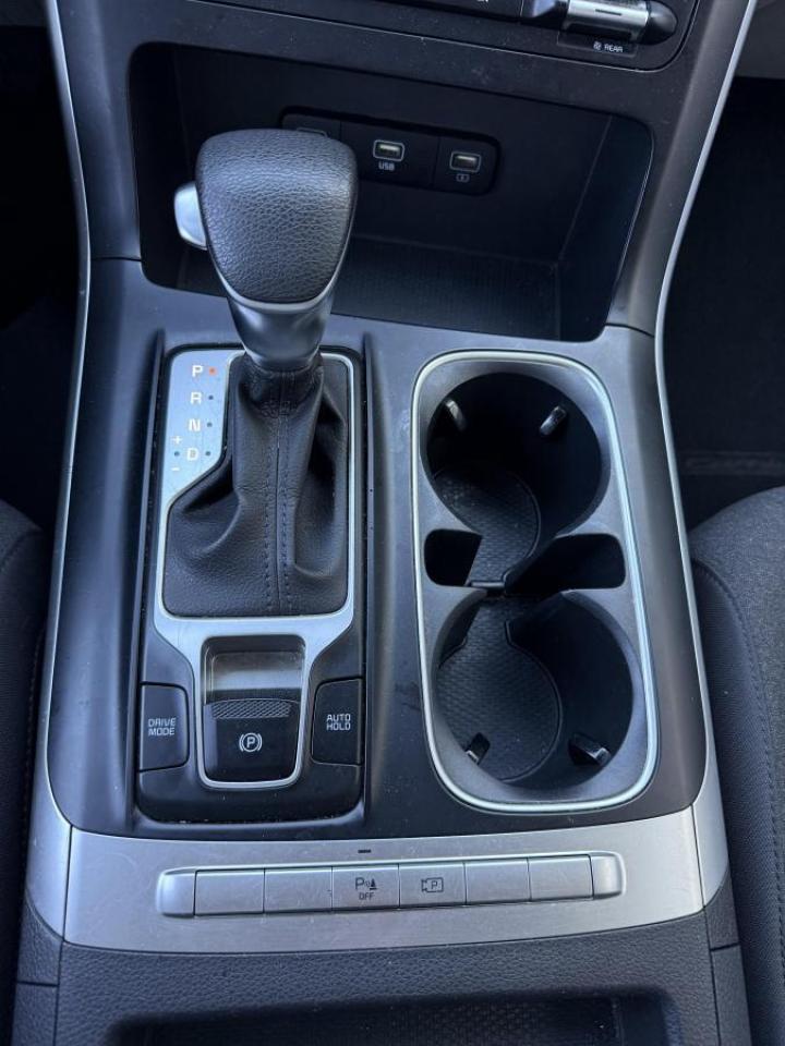 2023 Kia Carnival LX FWD Photo