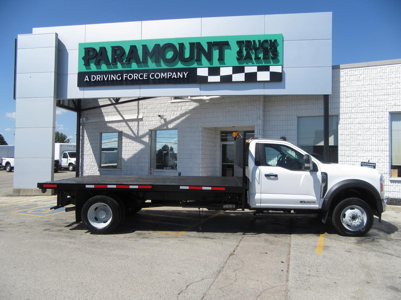 2023 Ford F-550 DIESEL 4X4 WITH 14 FT FLAT DECK/TOW PKG Photo