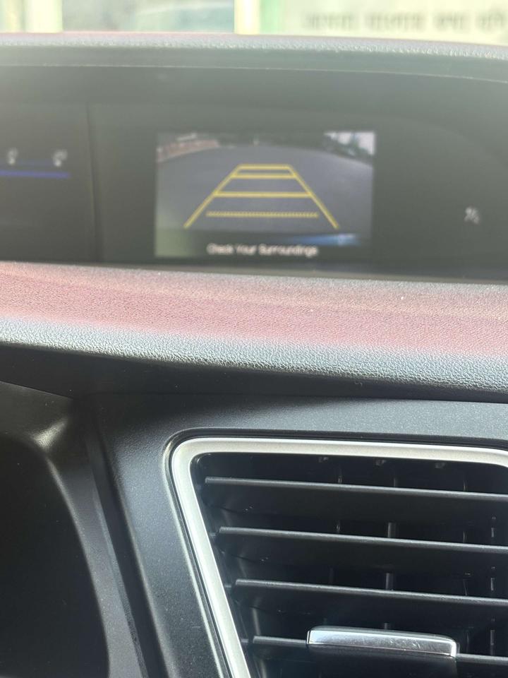 2015 Honda Civic 4dr Auto LX Photo