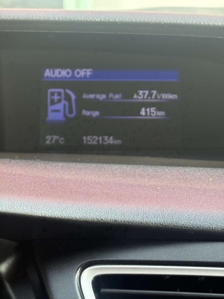 2015 Honda Civic 4dr Auto LX Photo