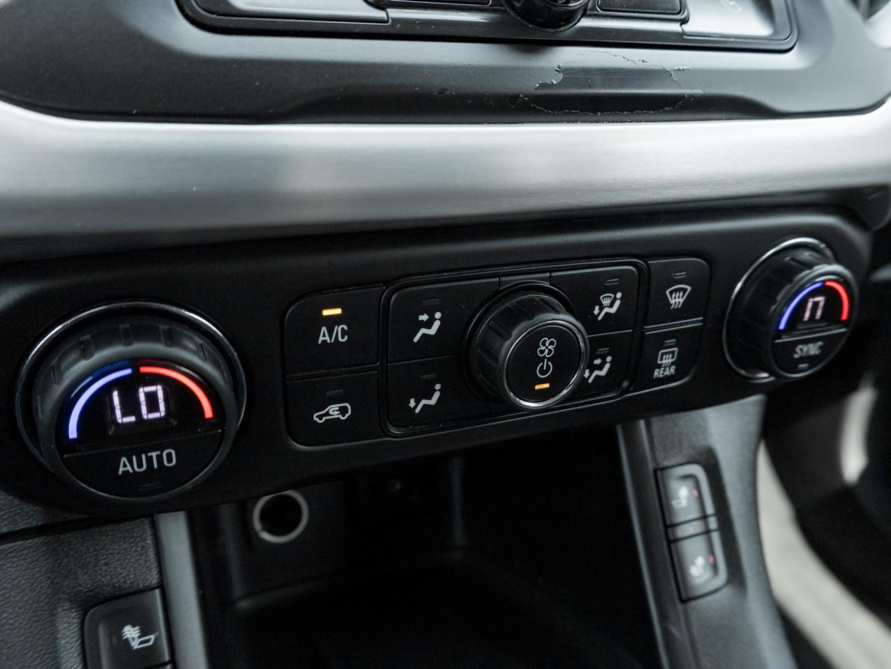 2018 GMC Acadia SLE-2 AWD -Remote Start-Heated Seats-Power Tailgat Photo