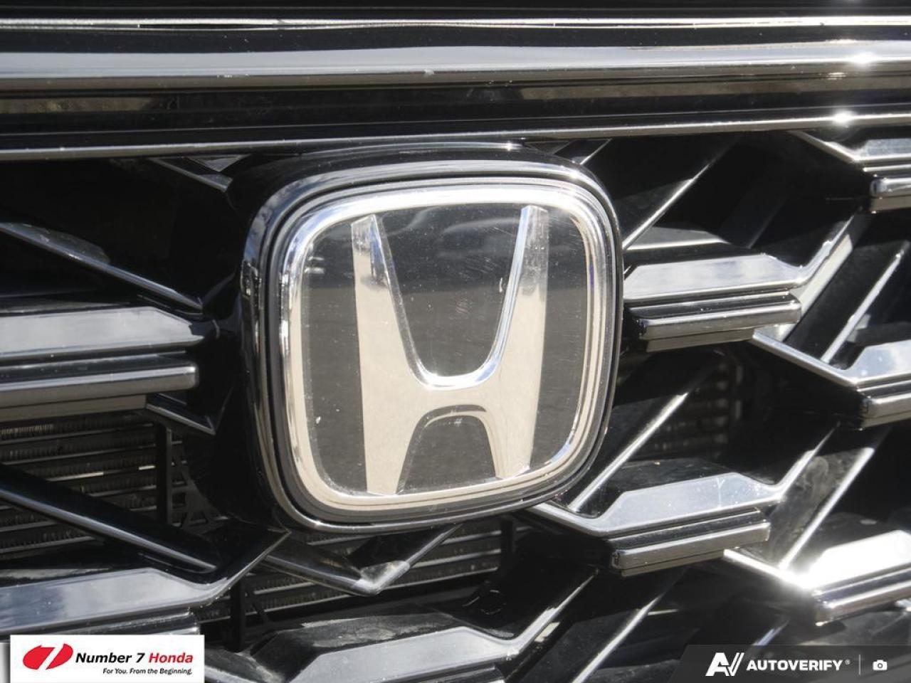 2023 Honda CR-V Hybrid Touring *EXTENDED FACTORY WARRANTY*ONE OWNER Photo