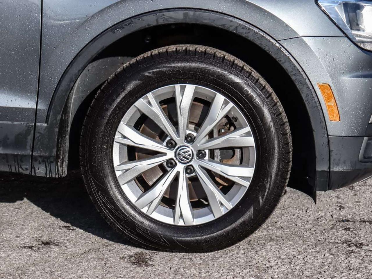 2018 Volkswagen Tiguan AWD - Dealer Serviced-Heated Seats-Rearview Camera-Bluetooth Photo