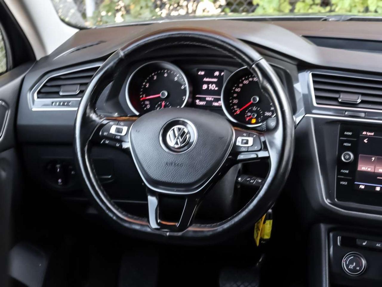 2018 Volkswagen Tiguan AWD - Dealer Serviced-Heated Seats-Rearview Camera-Bluetooth Photo