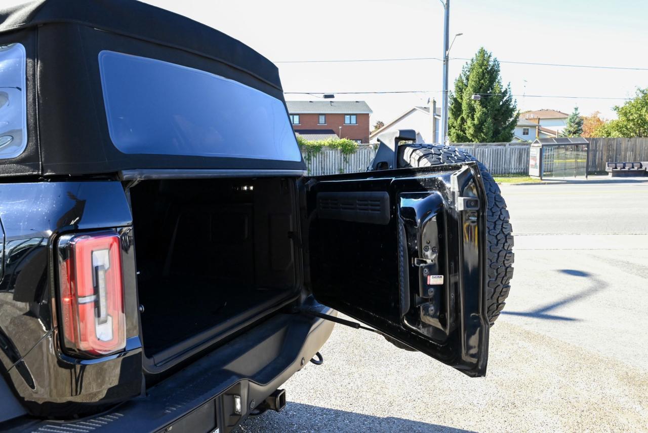 2022 Ford Bronco Badlands RARE 6 SPEED MANUAL Photo