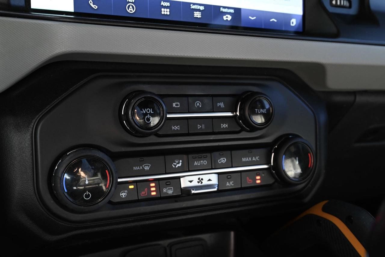 2022 Ford Bronco Badlands RARE 6 SPEED MANUAL Photo