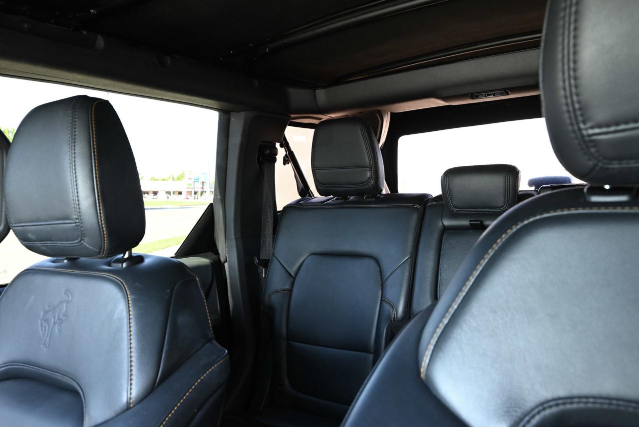 2022 Ford Bronco Badlands RARE 6 SPEED MANUAL Photo