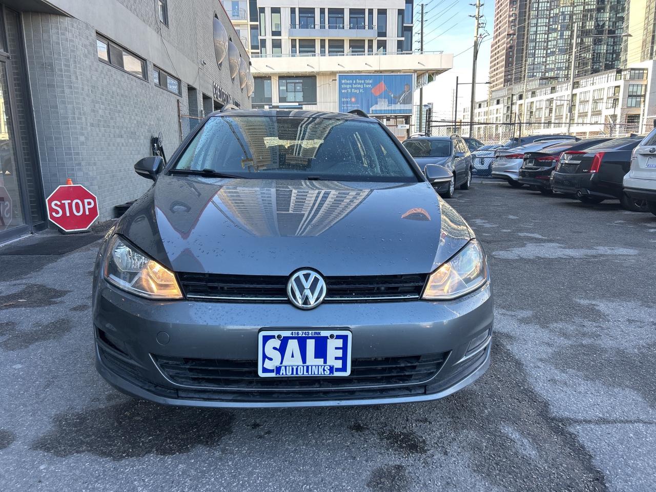 2017 Volkswagen Golf SportWagen 4dr DSG 1.8 TSI Comfortline 4MOTION   Pano Sunroof Photo