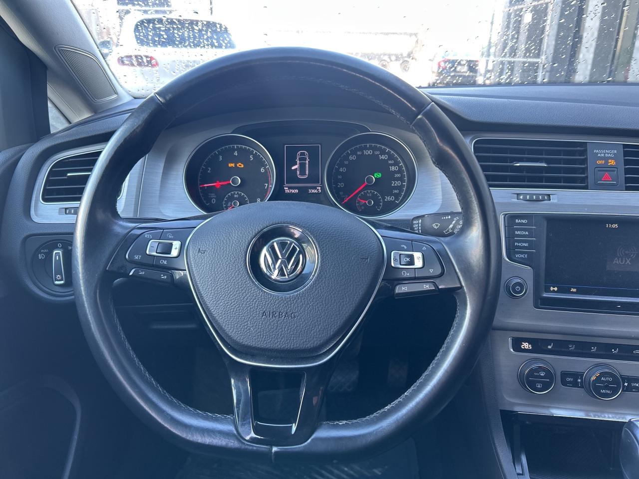 2017 Volkswagen Golf SportWagen 4dr DSG 1.8 TSI Comfortline 4MOTION   Pano Sunroof Photo