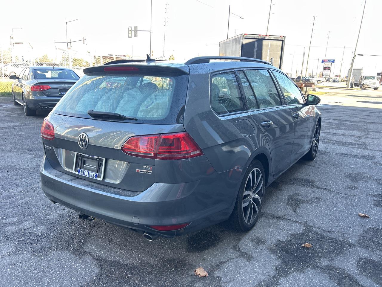 2017 Volkswagen Golf SportWagen 4dr DSG 1.8 TSI Comfortline 4MOTION   Pano Sunroof Photo