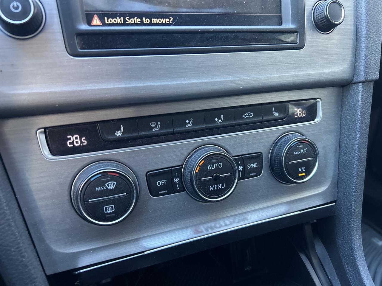 2017 Volkswagen Golf SportWagen 4dr DSG 1.8 TSI Comfortline 4MOTION   Pano Sunroof Photo