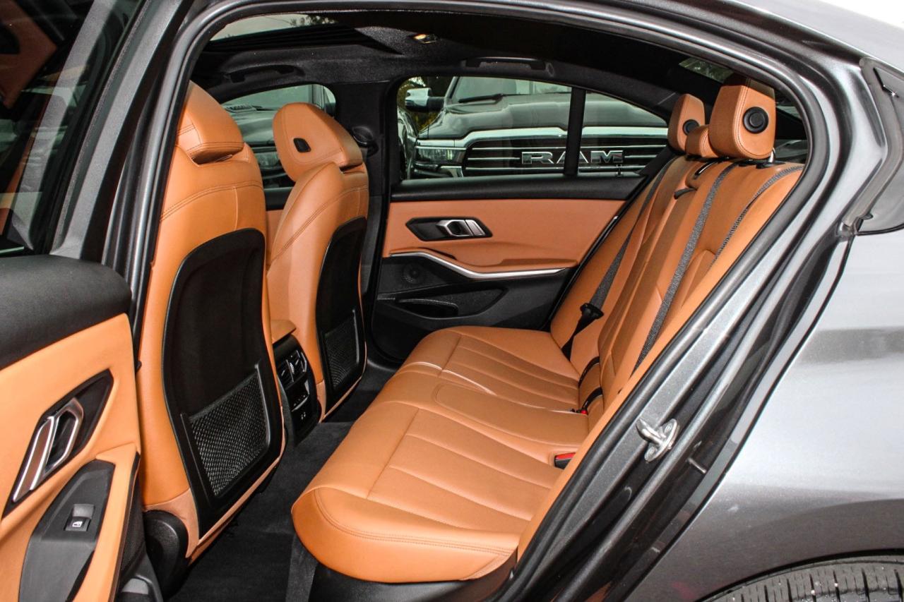 2022 BMW 3 Series 330i xDrive  BkpCam HtdSeats Gps Photo