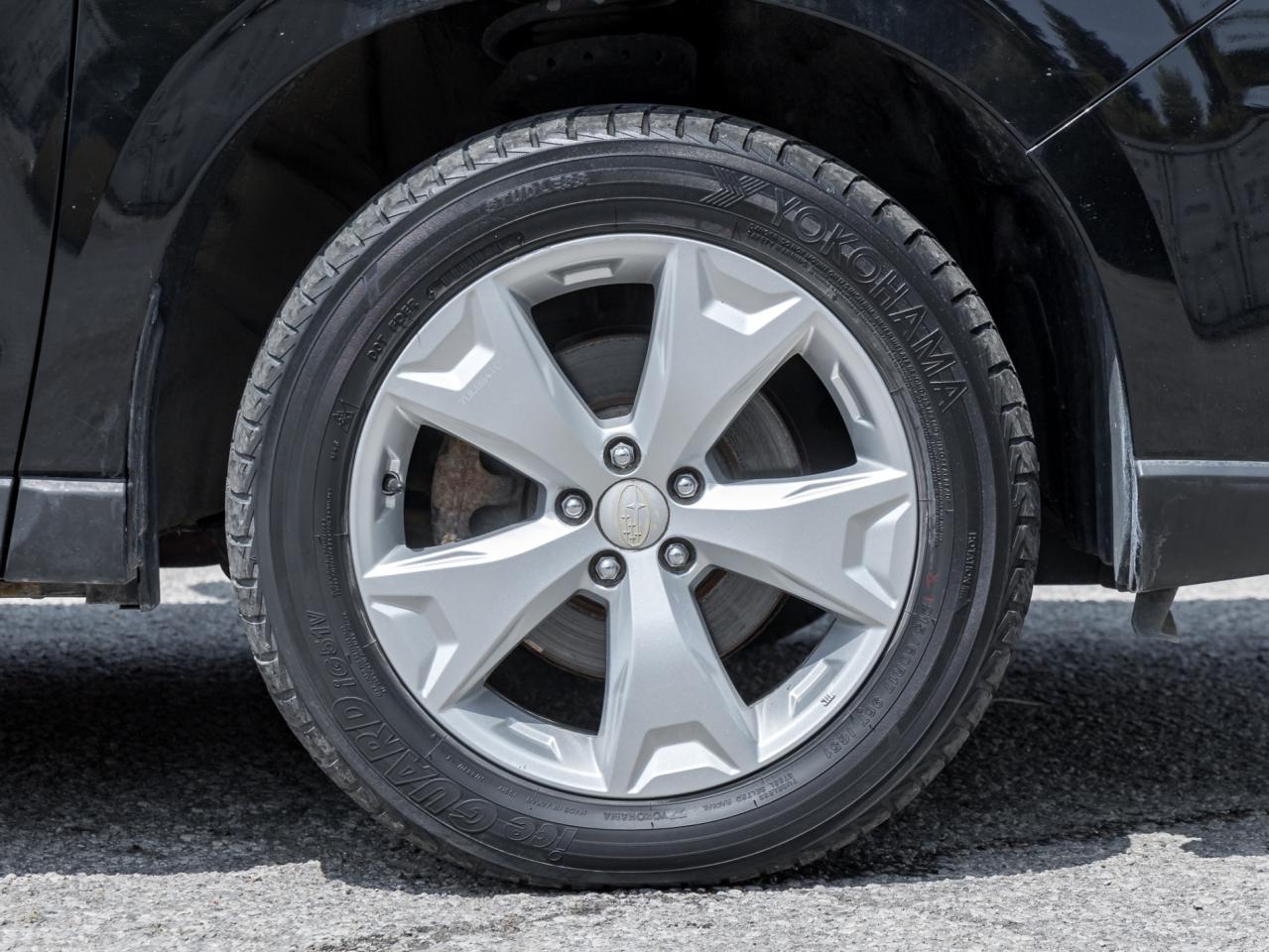 2016 Subaru Forester CVT 2.5 Photo3