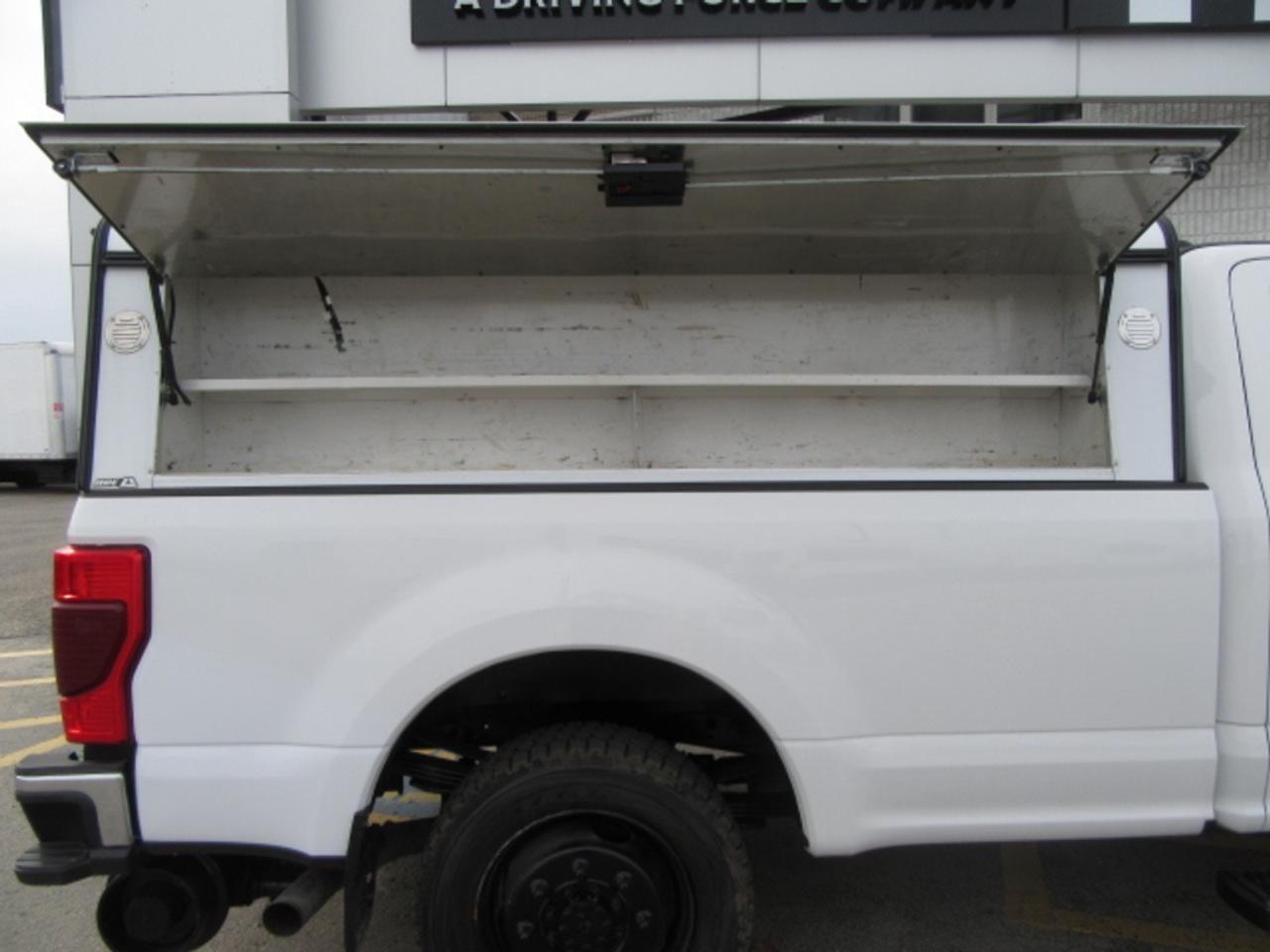 2020 Ford F-350 CREW CAB 4X4 HI-RAIL PACKAGE 8FT BOX Photo