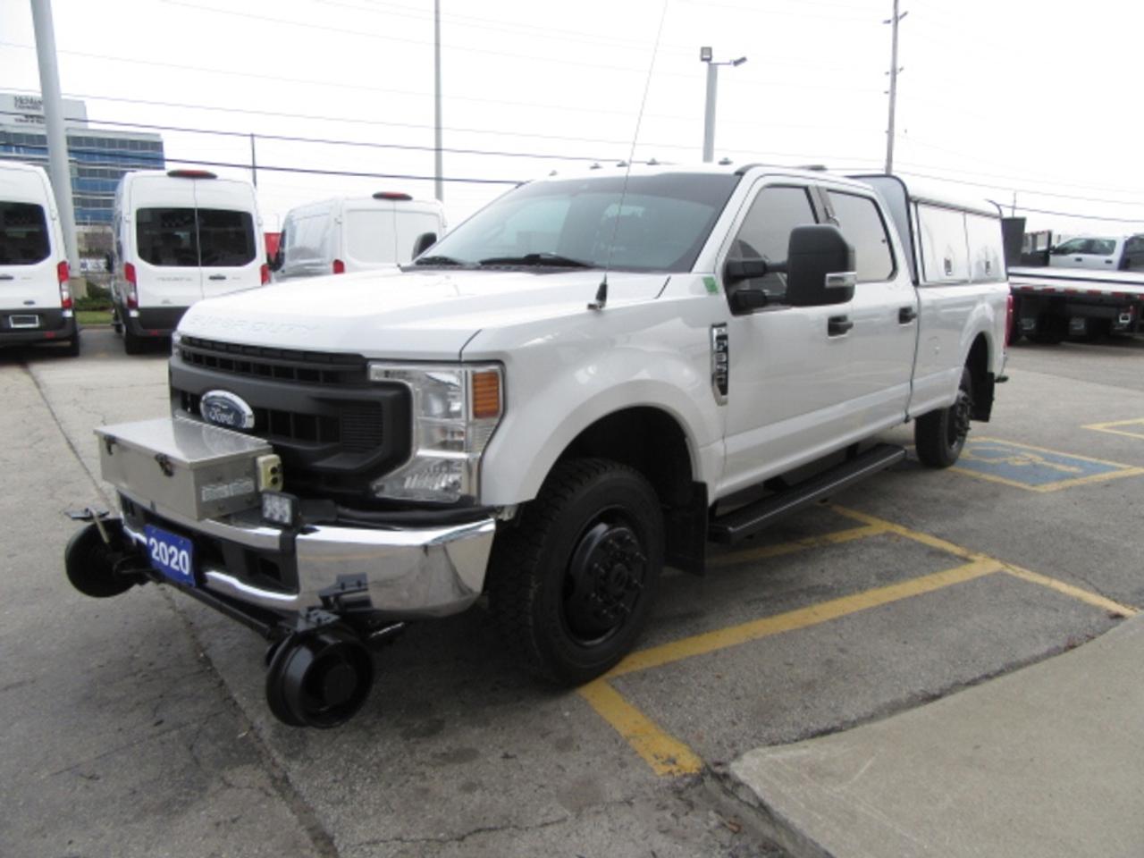 2020 Ford F-350 CREW CAB 4X4 HI-RAIL PACKAGE 8FT BOX Photo